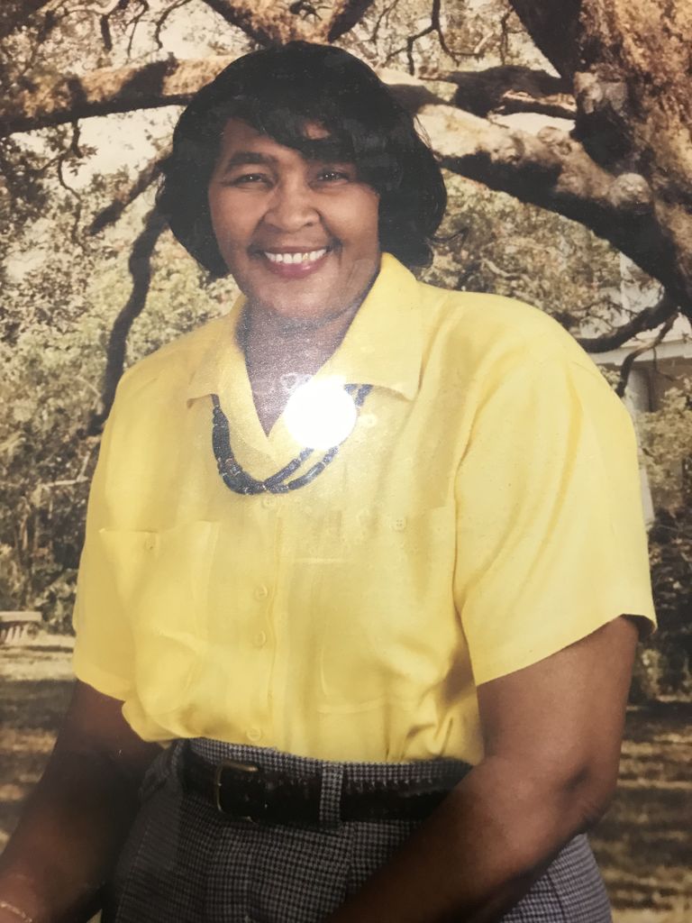 Ms. Lena Bee Rieves Profile Photo