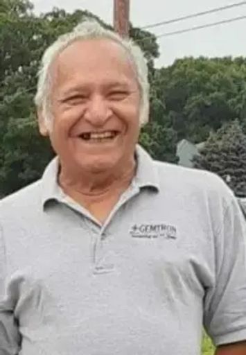 Clemente Santos Profile Photo