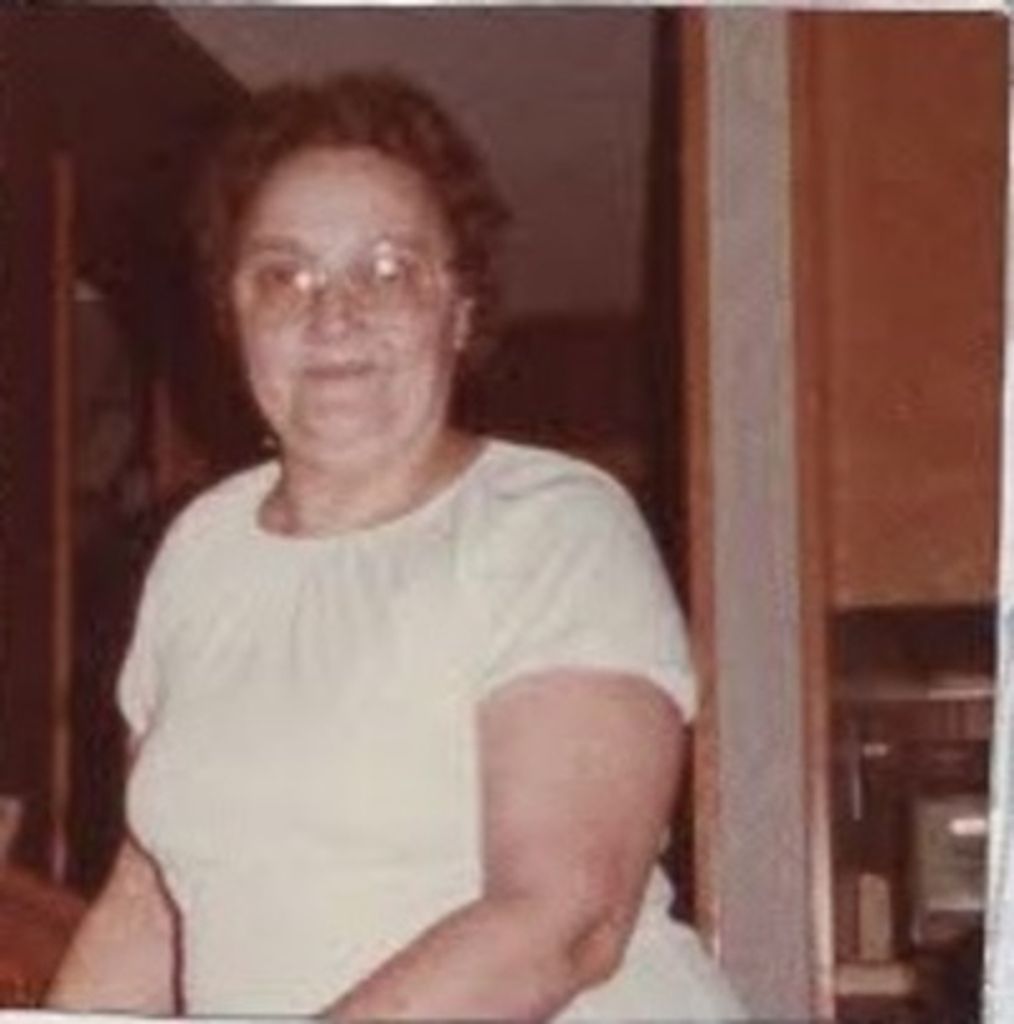 Jeannette Louise Deslandes Profile Photo