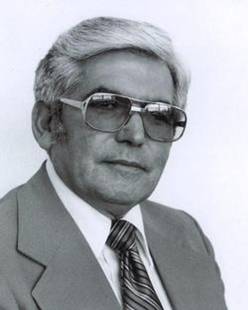 Reginald Luis Bravo