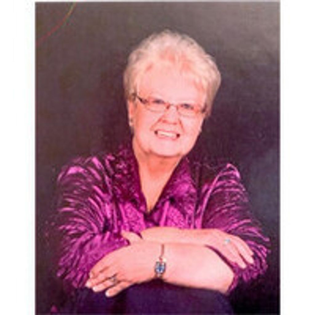 Eva Yvonne Armantrout Profile Photo