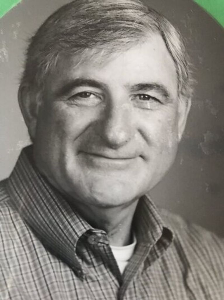 Michael Joseph Elliott Profile Photo