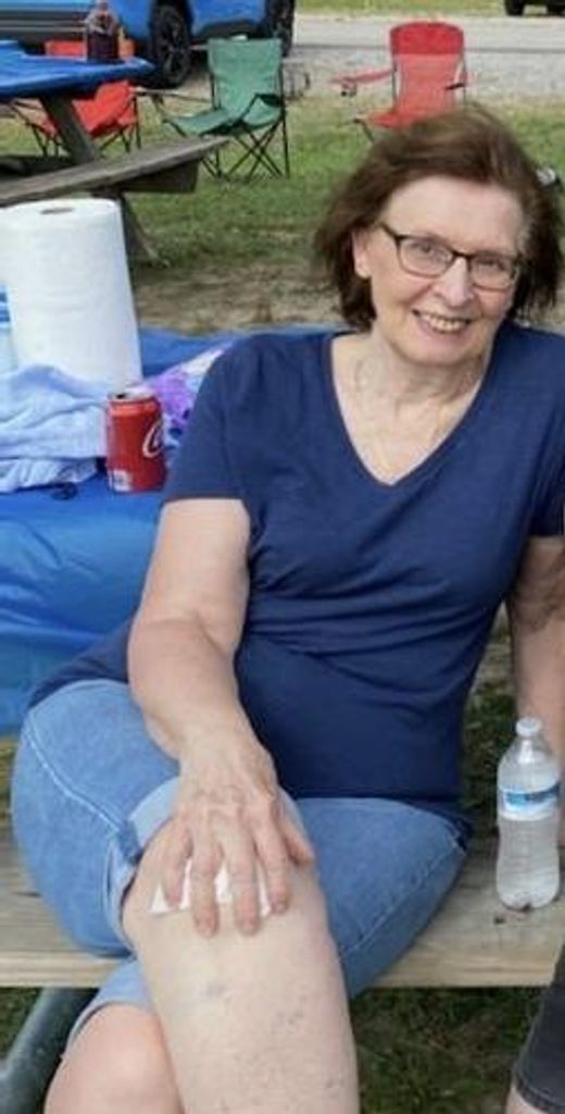 Regina E "Bonnie" Recker Profile Photo