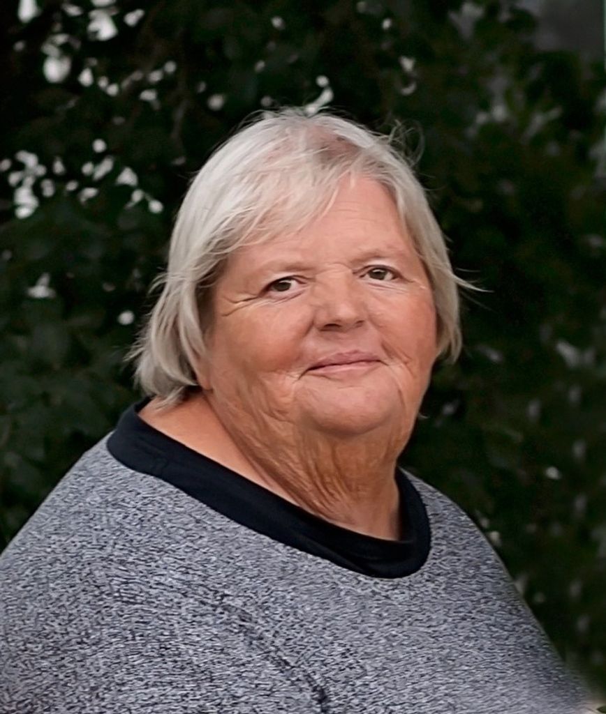 Caryn J. Petersen Profile Photo