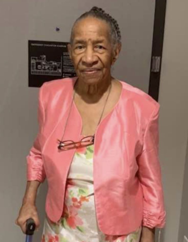 Priscilla (Small)  Baker Profile Photo