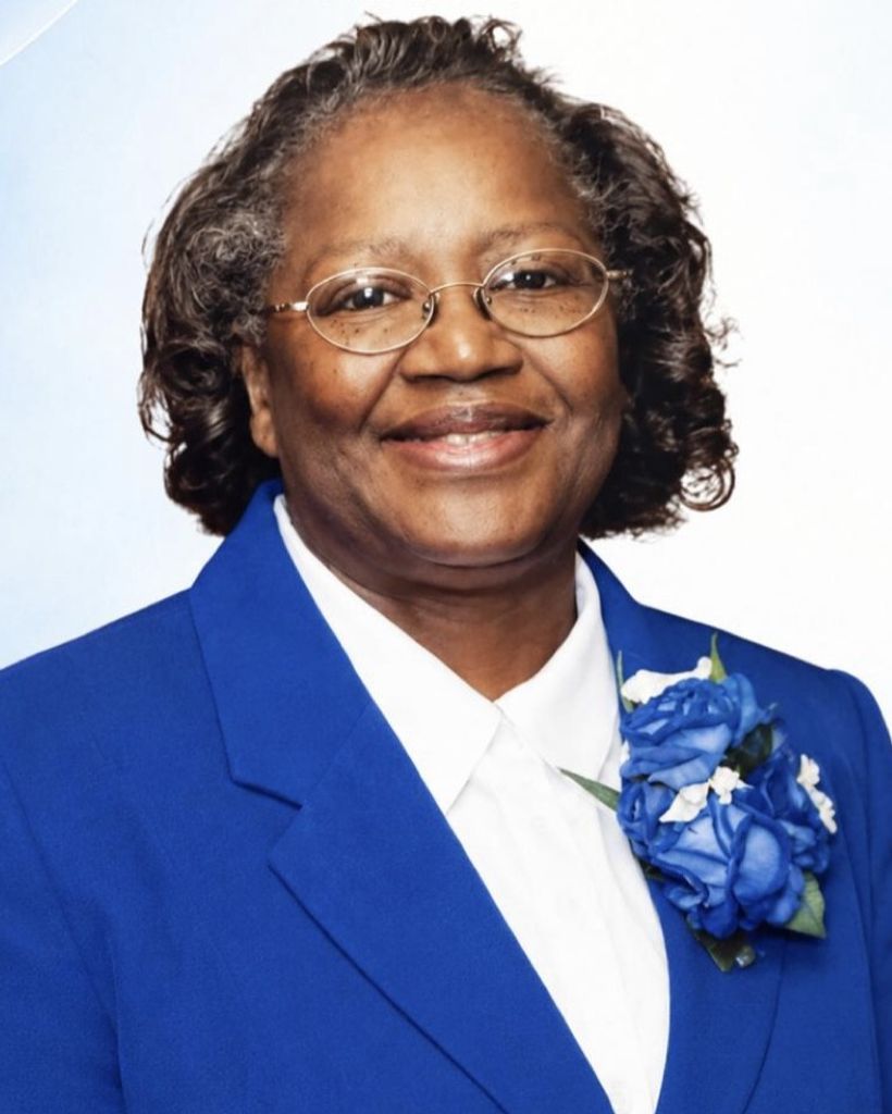 DR. SARAH LEE Profile Photo