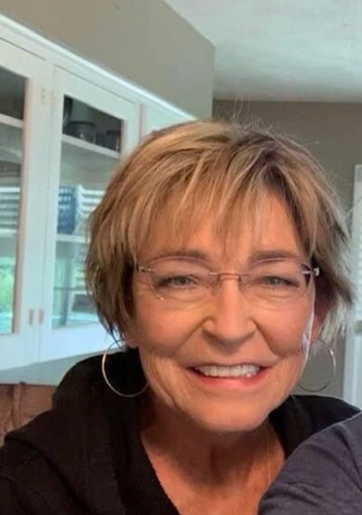 Karen Elizabeth Ochs Profile Photo