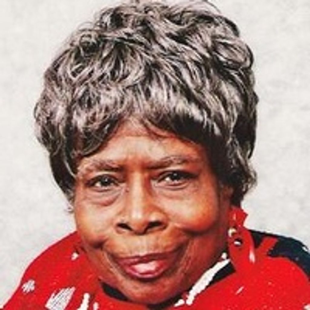 Lola Lee