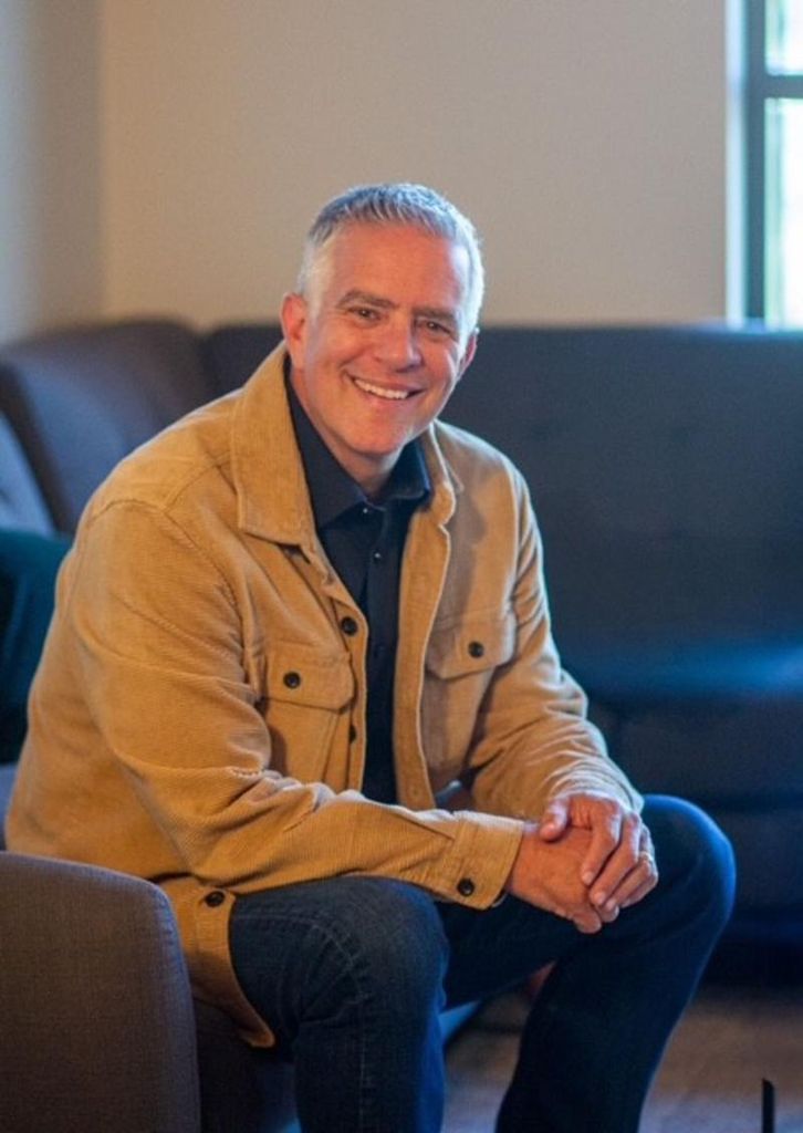 Jeffrey Scott Leake Profile Photo