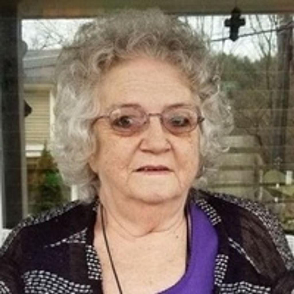 Lynette "Toots" June Kipp Walters