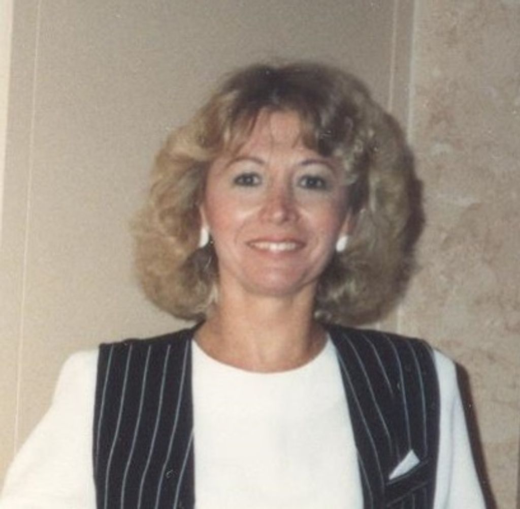 Teresa K. Lach Profile Photo