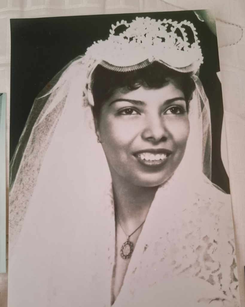 ERNESTINA REBOLLAR Profile Photo
