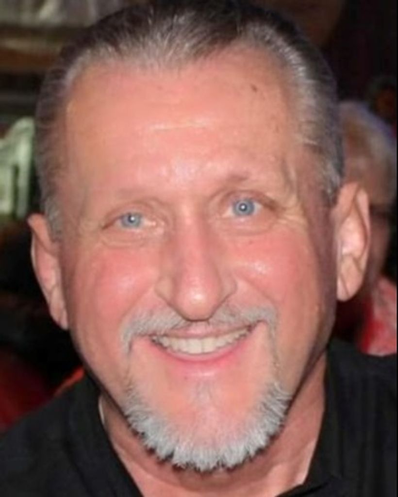 Charlie Thomas Profile Photo