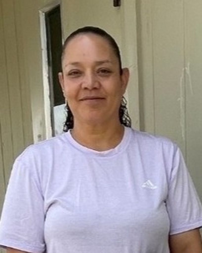 Alma Rosa Rojo Profile Photo