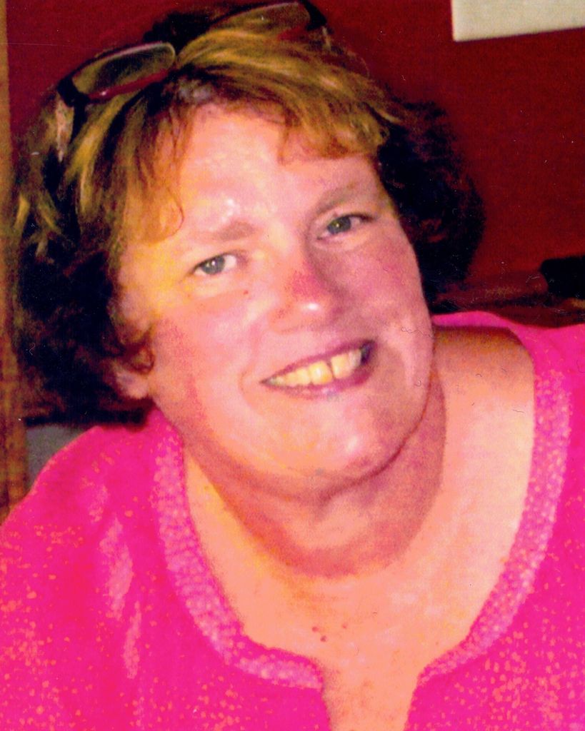 Toni Marie Saccomen Profile Photo