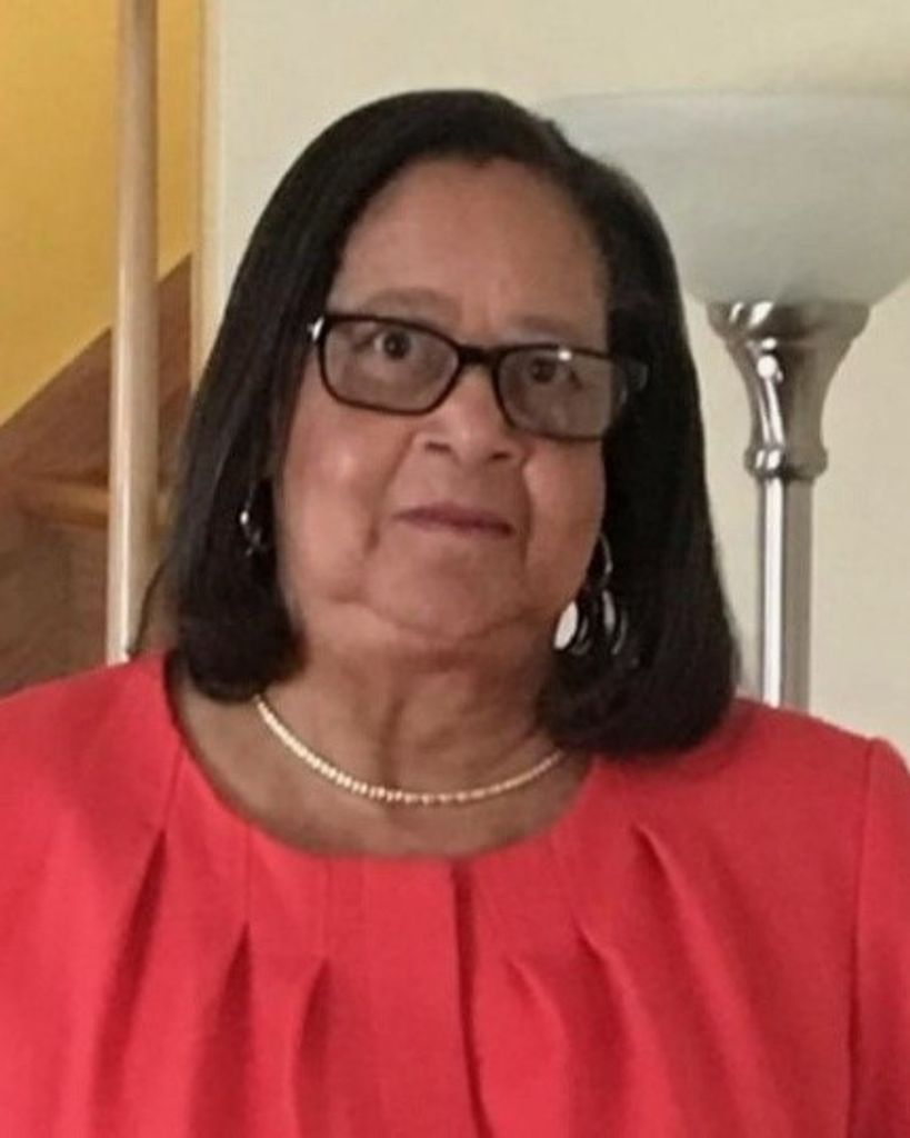 Lucretia Warren Profile Photo