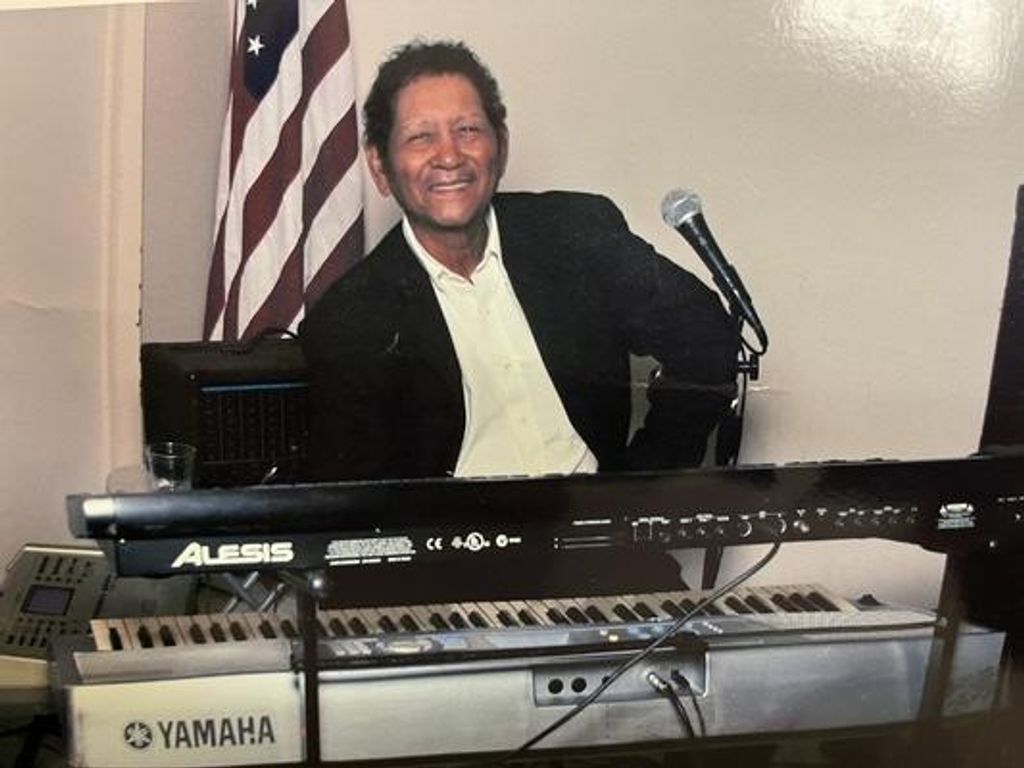 Roy Neal Tipton Profile Photo