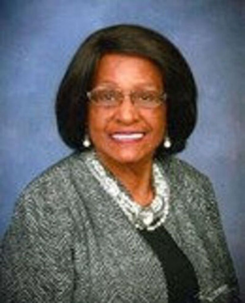 Mrs Nell Wooten Profile Photo