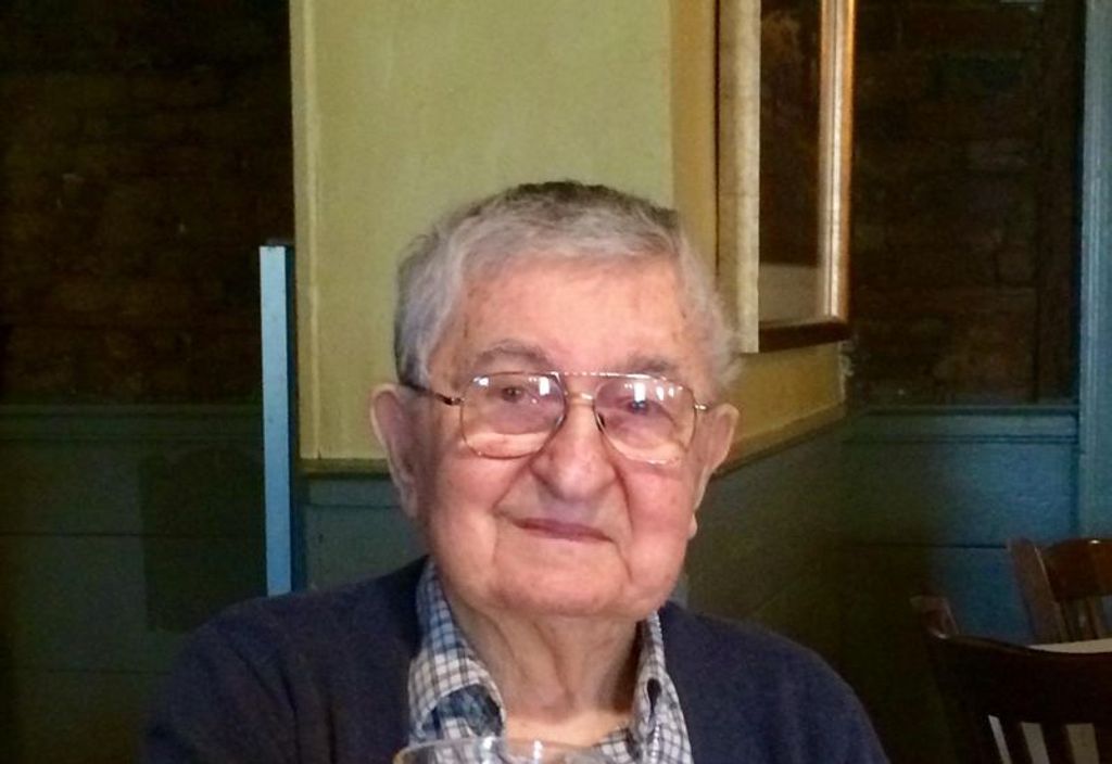 Strato Nicholas Xenelis Profile Photo