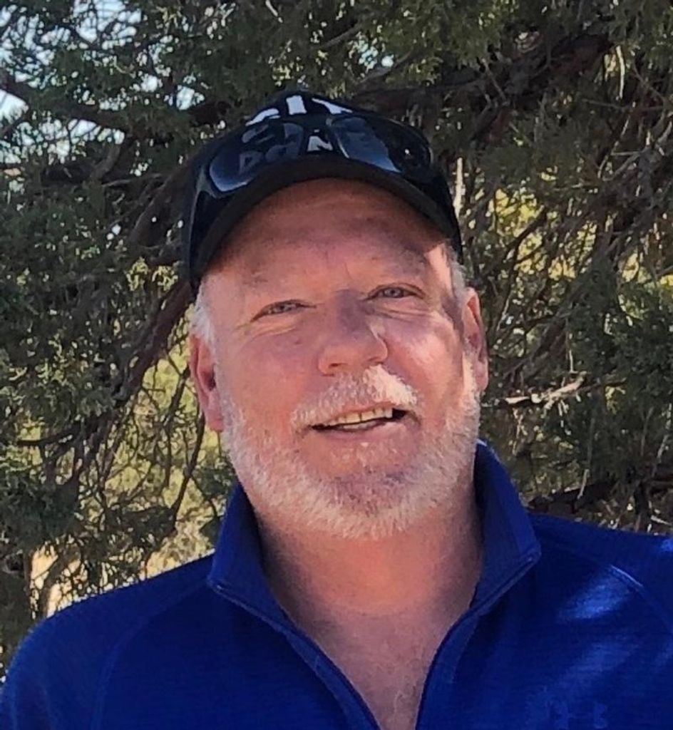 Larry Everett Stearnes Profile Photo