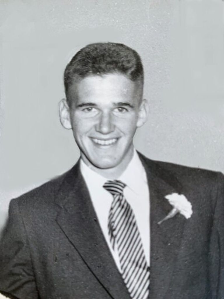 Kenneth "Ken" Gilmore Mclean