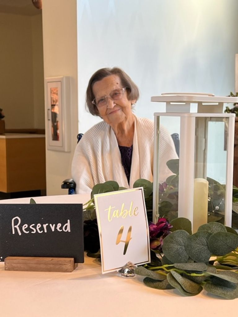 Hilda Louise (Morris) Edwards