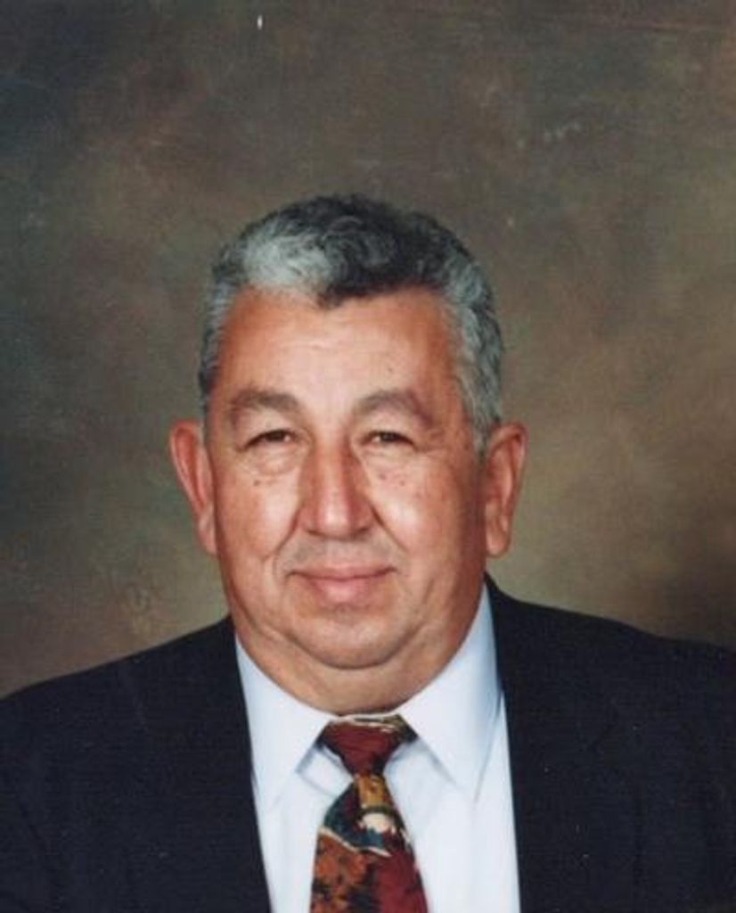Marco Antonio Torres Profile Photo