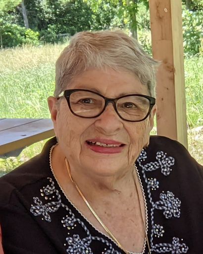 María Luisa Zúñiga's obituary image