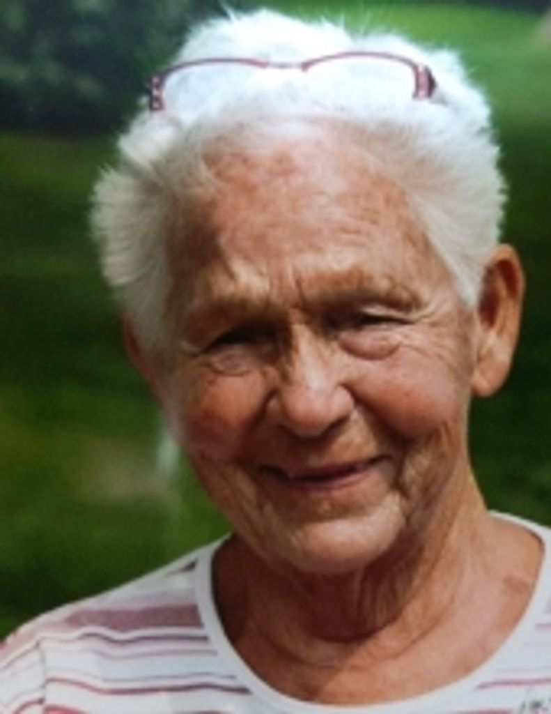 Leona "Lee" M. Dillon Profile Photo
