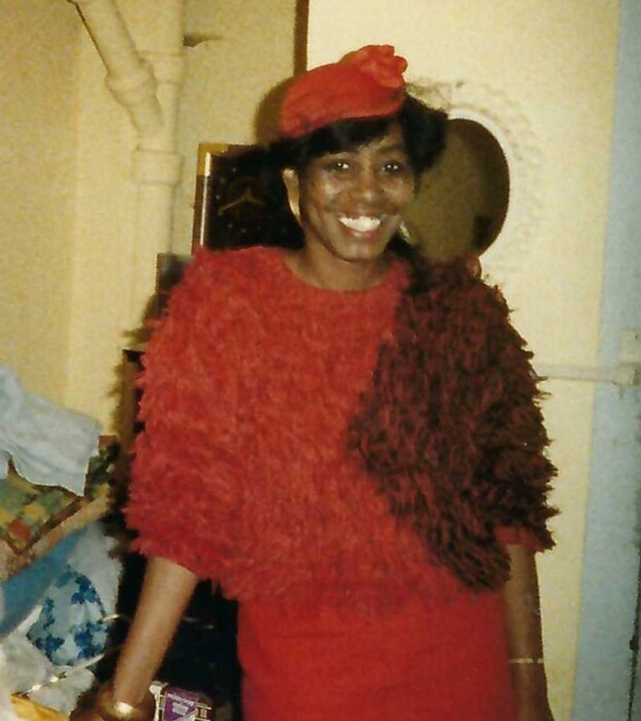 Brenda (Knott)  Cooks