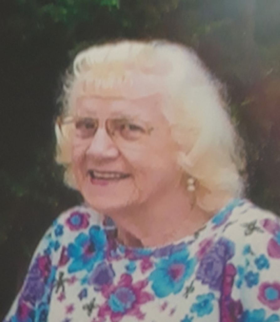 Louise Hoffman Profile Photo