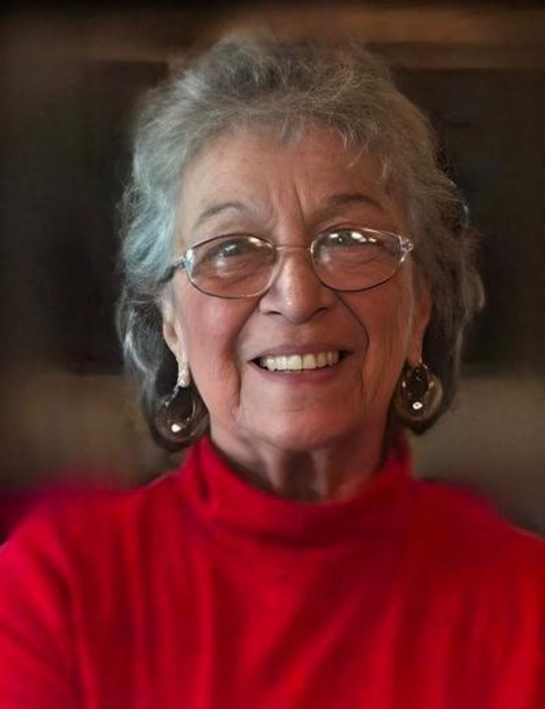 Gloria Aurora Cantu Profile Photo