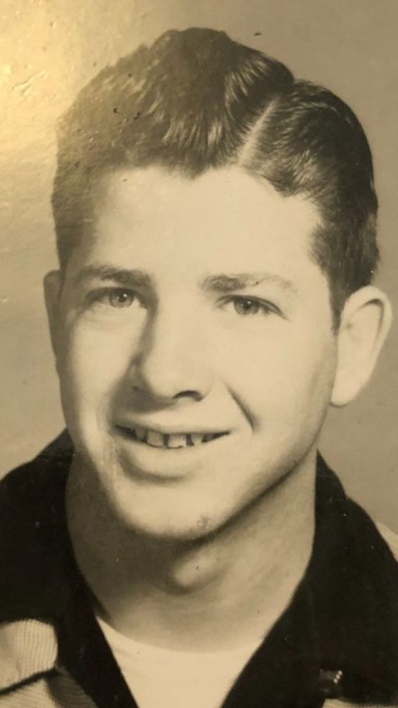Paul Vernon Gumm Profile Photo