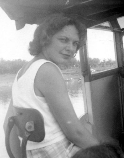 Rose D'Amico photo gallery thumbnail 5 of 96
