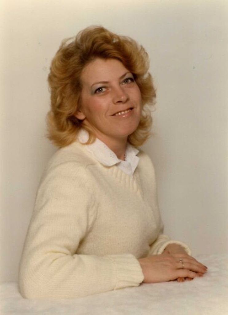 Elizabeth Canter Profile Photo