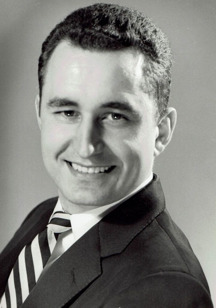 Vern Edwards