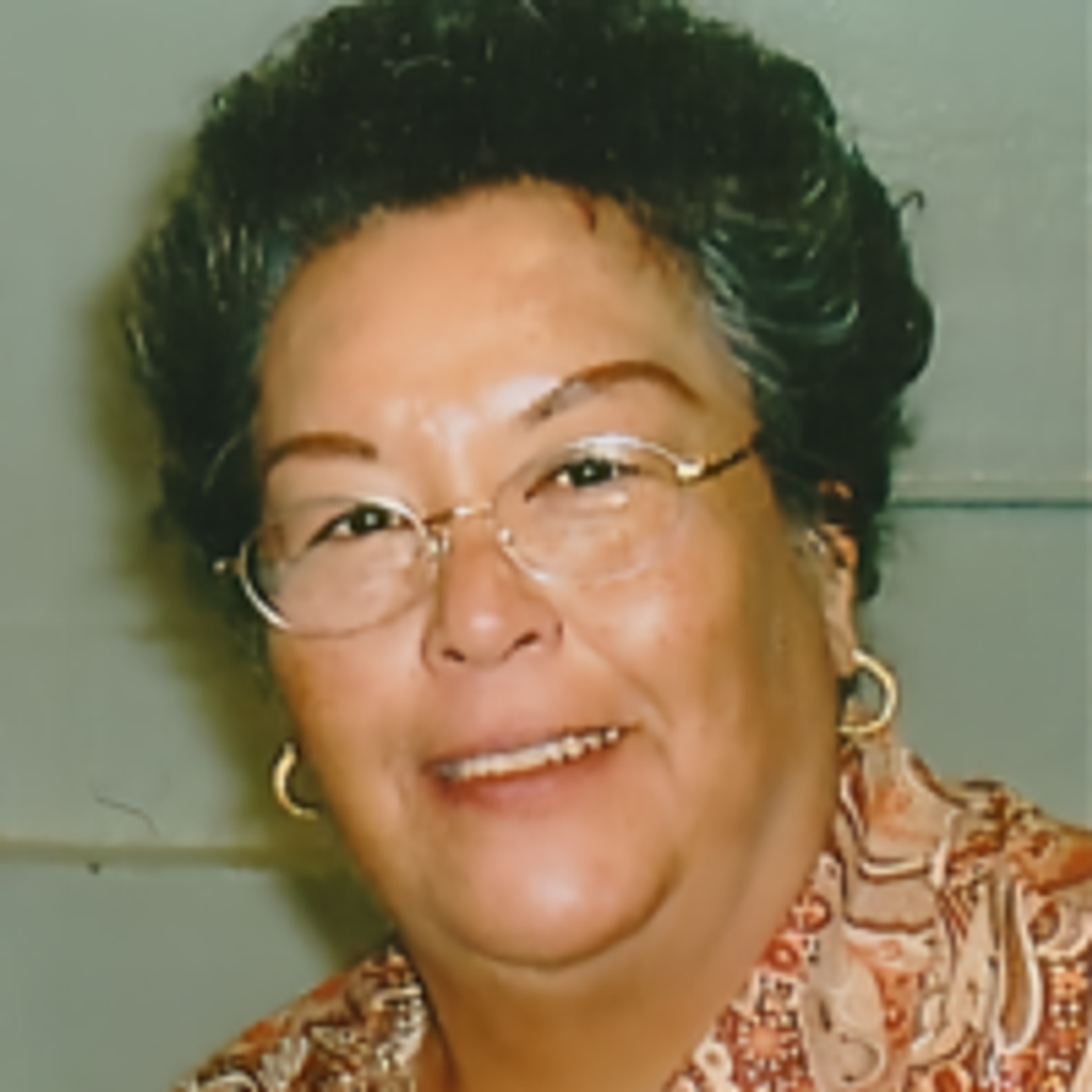 Gloria Herrera Knight