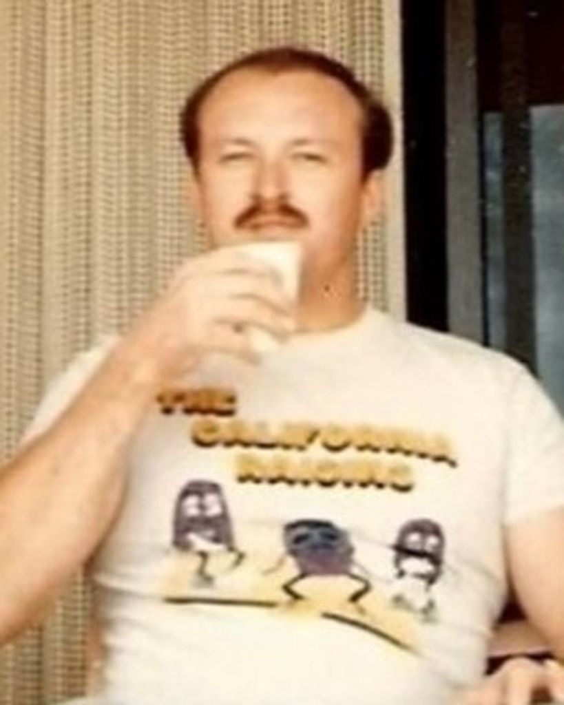 Robert Louis "Bob" Petersen Profile Photo