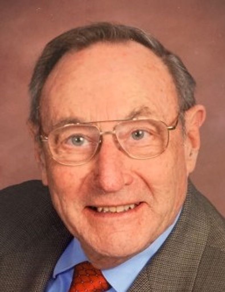 Clifford Boe