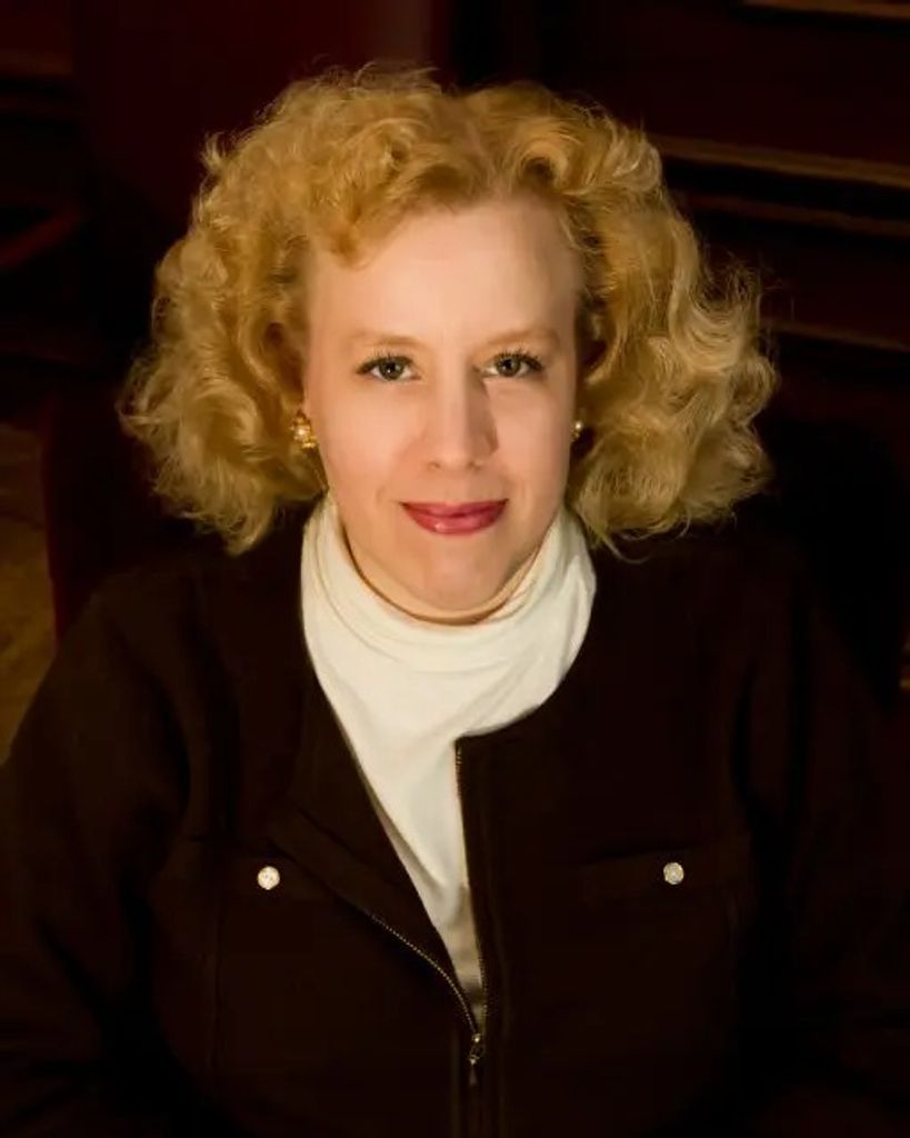Stephanie Lucarelli