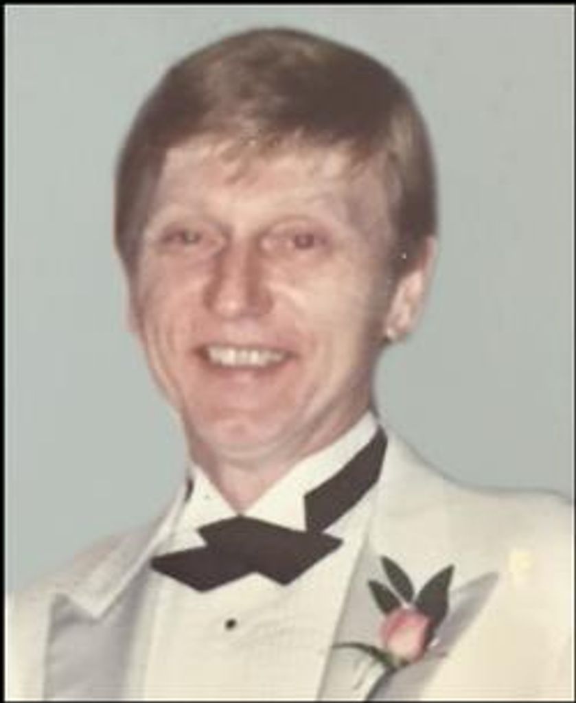 Robert Matues Profile Photo