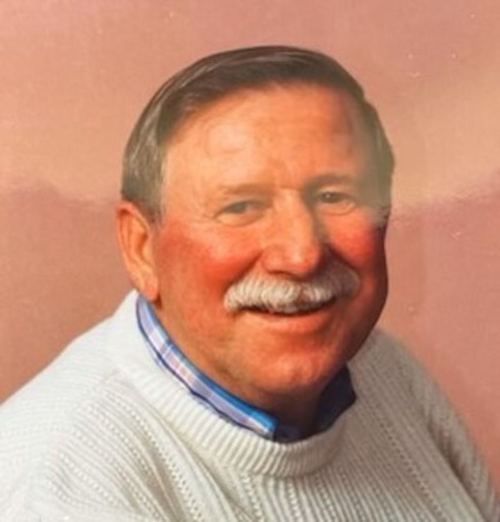 Roland (Dinky) Witt Profile Photo