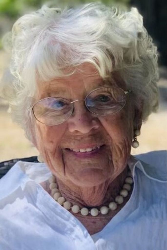 Lois Corinne Cerruti Profile Photo