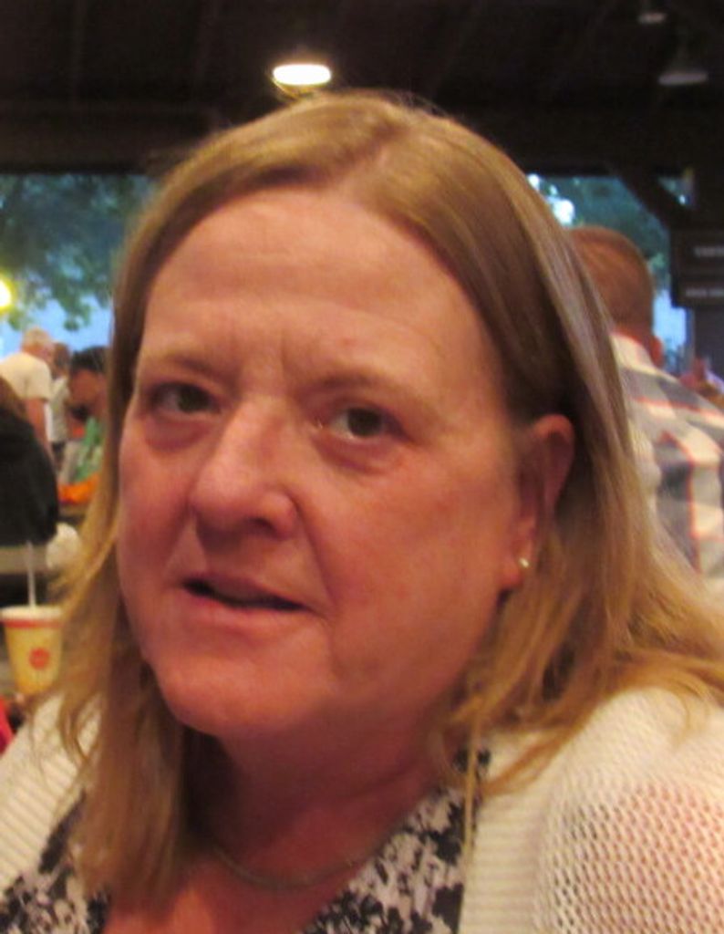 Melanie R. Mcelvany
