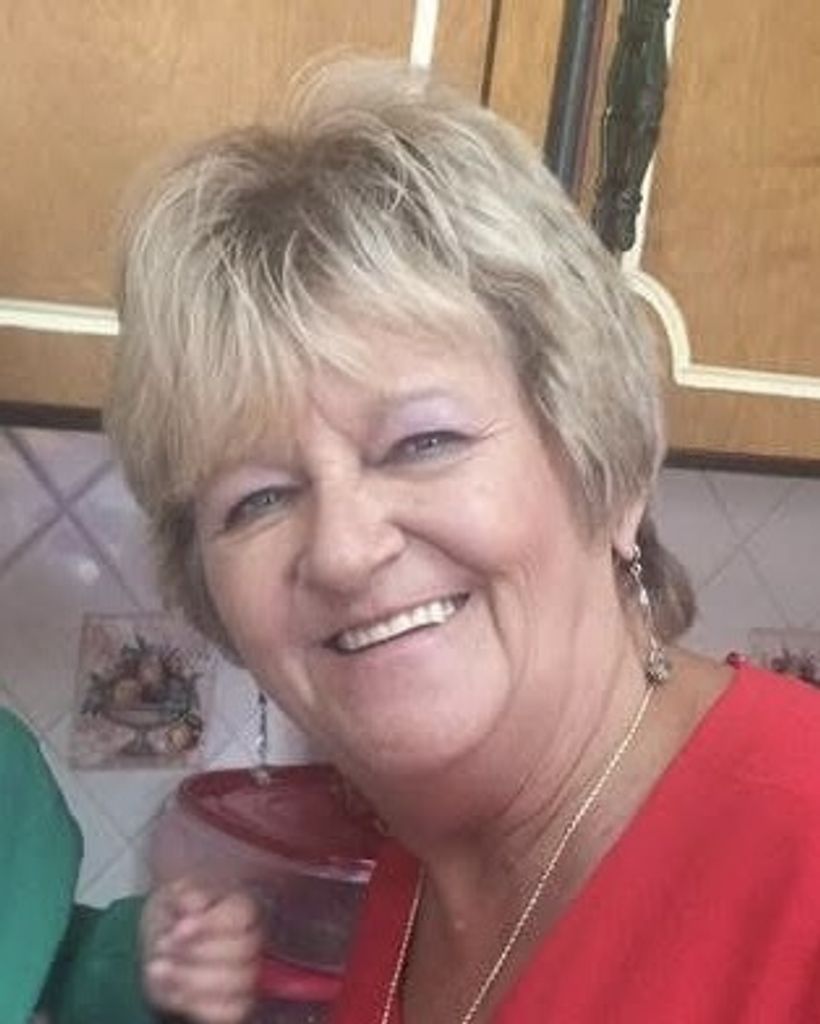 Diane Lewis Profile Photo