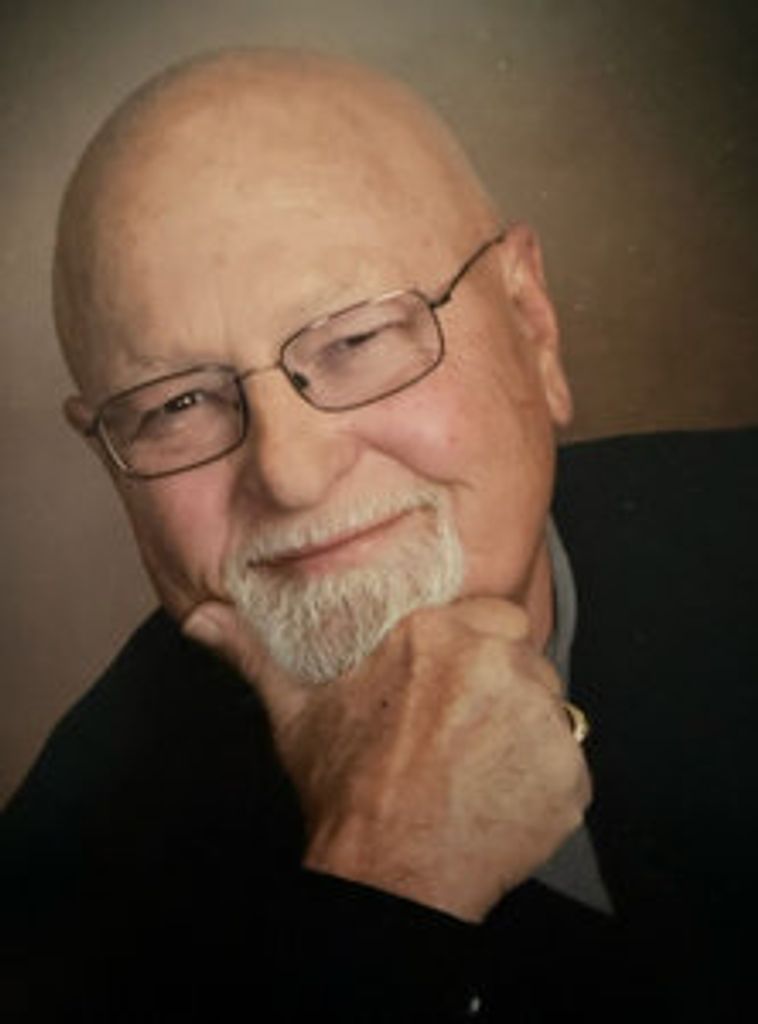 Doyle Michael Bradshaw Profile Photo