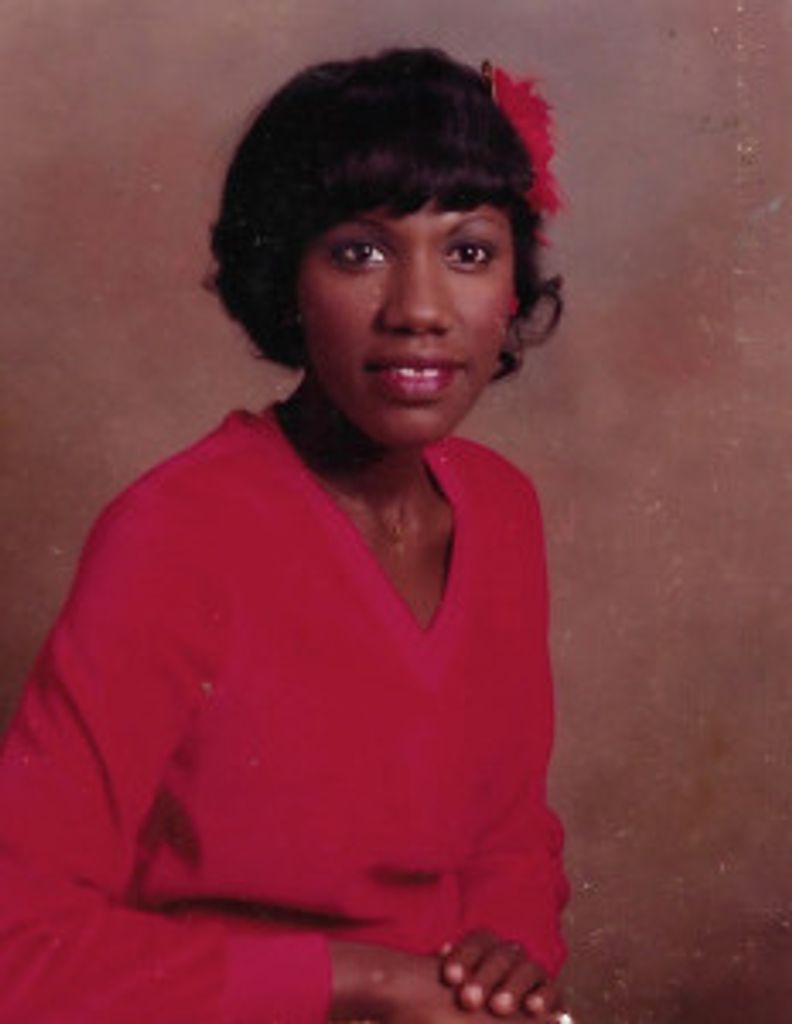 Maggie Lee Davis