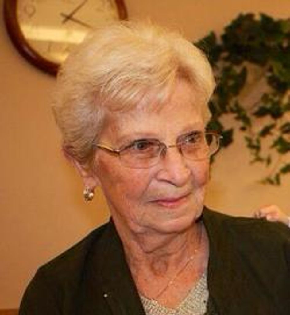 Mary Lou Watson Profile Photo