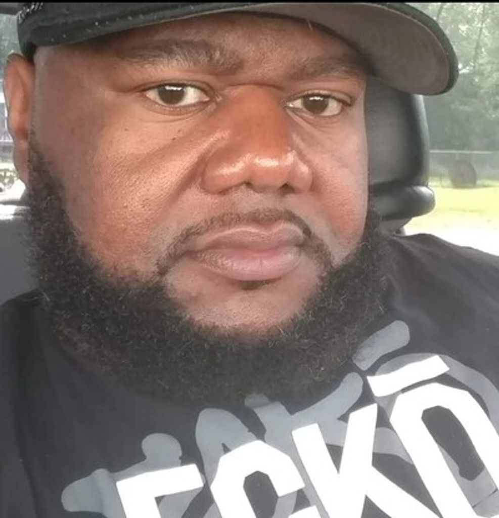 Malcolm Lewis Lomax Profile Photo