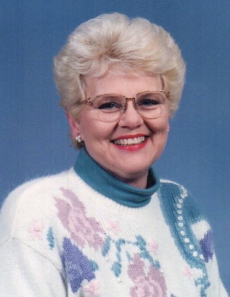 Lenore Evelyn (Dymak)  Clark